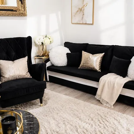 Luxury Lion Praga